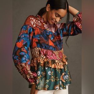 NWT Farm Rio Long Sleeved Tiered Blouse with Keyhole Back